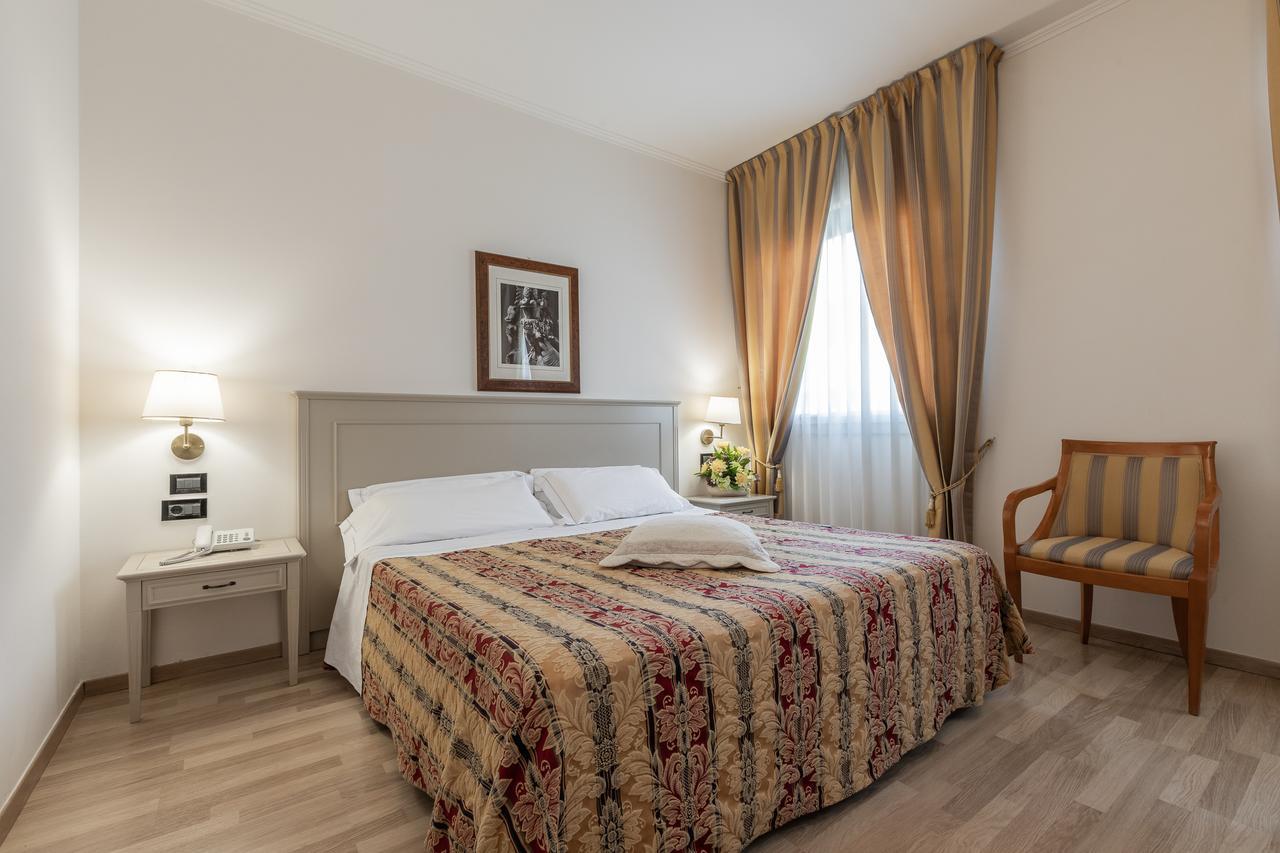 Michelangelo Hotel 4*